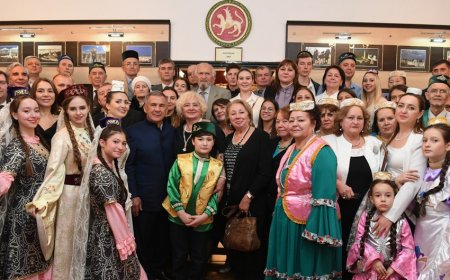 Рустам Минниханов встретился с представителями татарских общественных организаций Азербайджана